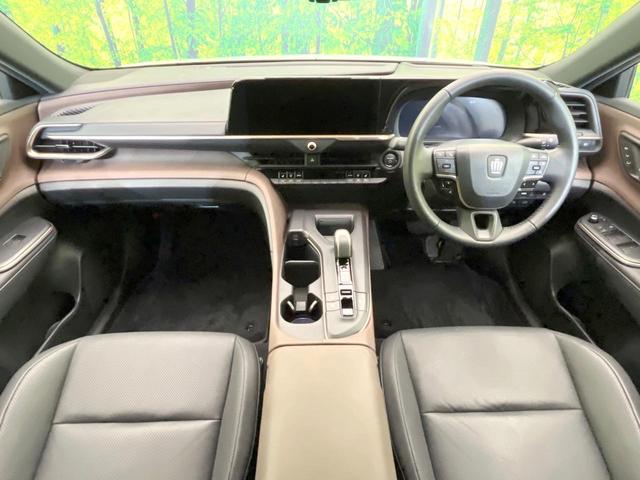 クラウンクロスオーバー Gアドバンスド・レザーパッケージ 純正12型ナビ 4WD 全周囲カメラ 禁煙車 メモリー付きパワーシート デジタルインナーミラー ブラインドスポットモニター ステアリングヒーター シートエアコン デュアルエアコン 置くだけ充電 ETC(2枚目)