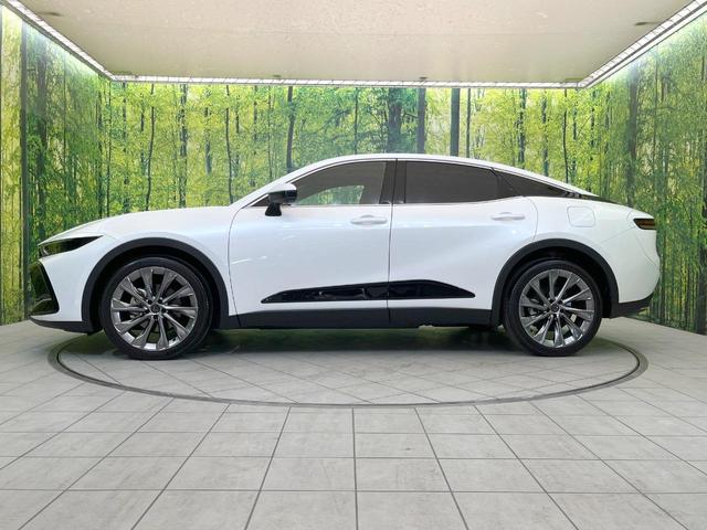 クラウンクロスオーバー Gアドバンスド・レザーパッケージ 純正12型ナビ 4WD 全周囲カメラ 禁煙車 メモリー付きパワーシート デジタルインナーミラー ブラインドスポットモニター ステアリングヒーター シートエアコン デュアルエアコン 置くだけ充電 ETC(24枚目)