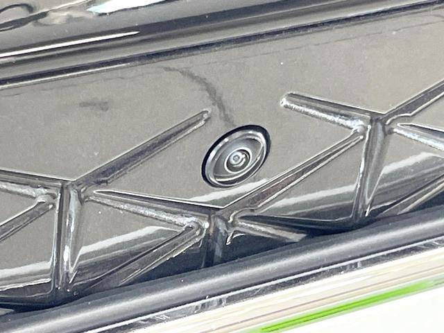 クラウンクロスオーバー Gアドバンスド・レザーパッケージ 純正12型ナビ 4WD 全周囲カメラ 禁煙車 メモリー付きパワーシート デジタルインナーミラー ブラインドスポットモニター ステアリングヒーター シートエアコン デュアルエアコン 置くだけ充電 ETC(31枚目)