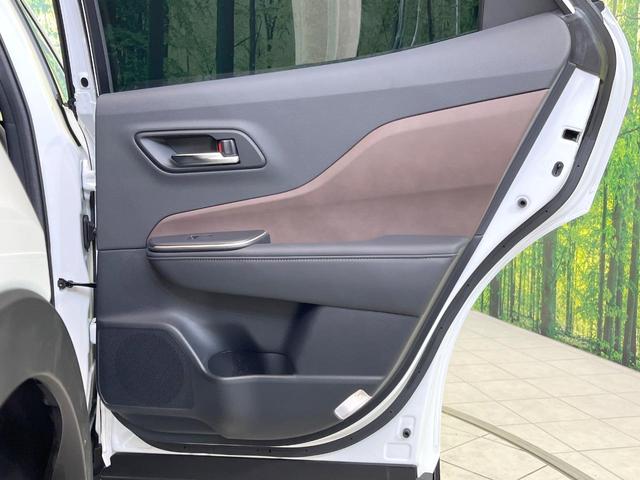 クラウンクロスオーバー Gアドバンスド・レザーパッケージ 純正12型ナビ 4WD 全周囲カメラ 禁煙車 メモリー付きパワーシート デジタルインナーミラー ブラインドスポットモニター ステアリングヒーター シートエアコン デュアルエアコン 置くだけ充電 ETC(60枚目)