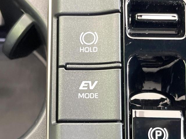 クラウンクロスオーバー Gアドバンスド・レザーパッケージ 純正12型ナビ 4WD 全周囲カメラ 禁煙車 メモリー付きパワーシート デジタルインナーミラー ブラインドスポットモニター ステアリングヒーター シートエアコン デュアルエアコン 置くだけ充電 ETC(71枚目)