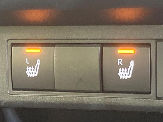 ヤリスクロス Ｚ　純正８型ディスプレイオーディオ　禁煙車　全周囲カメラ　衝突軽減　ＢＳＭ　パワーシート　シートヒーター　ドラレコ　ＥＴＣ　２トーンカラー　ステアリングヒーター　電動パーキング　オートハイビーム（7枚目）