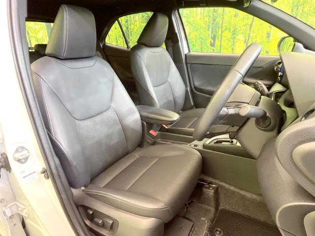 ヤリスクロス Ｚ　純正８型ディスプレイオーディオ　禁煙車　全周囲カメラ　衝突軽減　ＢＳＭ　パワーシート　シートヒーター　ドラレコ　ＥＴＣ　２トーンカラー　ステアリングヒーター　電動パーキング　オートハイビーム（8枚目）