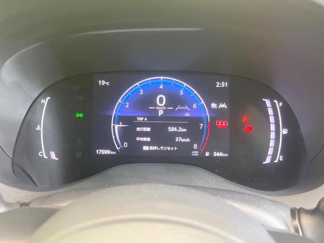 ヤリスクロス Ｚ　純正８型ディスプレイオーディオ　禁煙車　全周囲カメラ　衝突軽減　ＢＳＭ　パワーシート　シートヒーター　ドラレコ　ＥＴＣ　２トーンカラー　ステアリングヒーター　電動パーキング　オートハイビーム（31枚目）