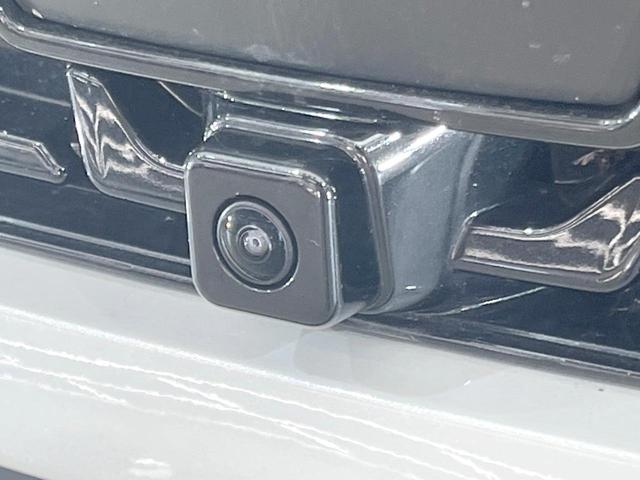 ヤリスクロス Ｚ　純正８型ディスプレイオーディオ　禁煙車　全周囲カメラ　衝突軽減　ＢＳＭ　パワーシート　シートヒーター　ドラレコ　ＥＴＣ　２トーンカラー　ステアリングヒーター　電動パーキング　オートハイビーム（51枚目）