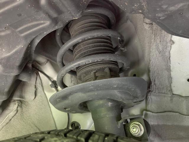 ヤリス ハイブリッドX 純正8型ナビ バックカメラ 禁煙車 衝突被害軽減システム レーダークルーズコントロール ETC ステアリングスイッチ オートハイビーム アイドリングストップ キーレス オートエアコン(20枚目)