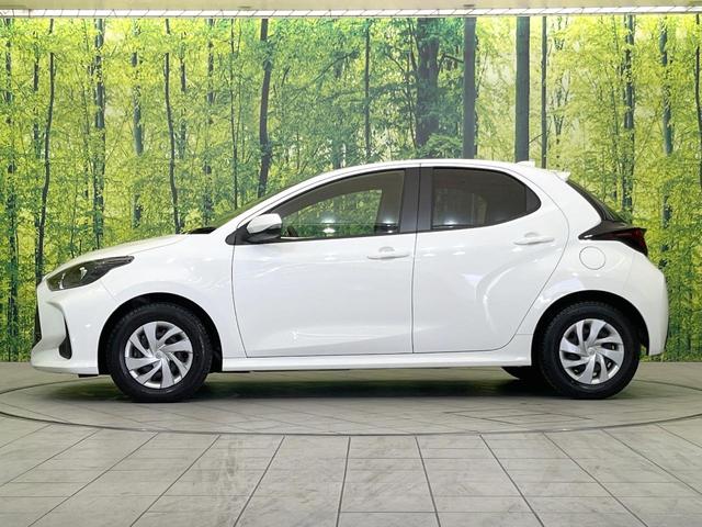 ヤリス ハイブリッドX 純正8型ナビ バックカメラ 禁煙車 衝突被害軽減システム レーダークルーズコントロール ETC ステアリングスイッチ オートハイビーム アイドリングストップ キーレス オートエアコン(26枚目)