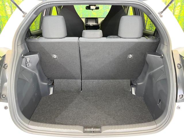 ヤリス ハイブリッドX 純正8型ナビ バックカメラ 禁煙車 衝突被害軽減システム レーダークルーズコントロール ETC ステアリングスイッチ オートハイビーム アイドリングストップ キーレス オートエアコン(39枚目)