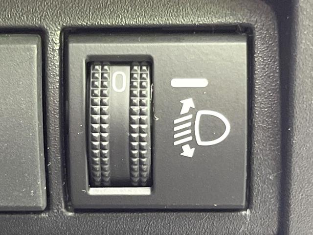 ヤリス ハイブリッドX 純正8型ナビ バックカメラ 禁煙車 衝突被害軽減システム レーダークルーズコントロール ETC ステアリングスイッチ オートハイビーム アイドリングストップ キーレス オートエアコン(51枚目)