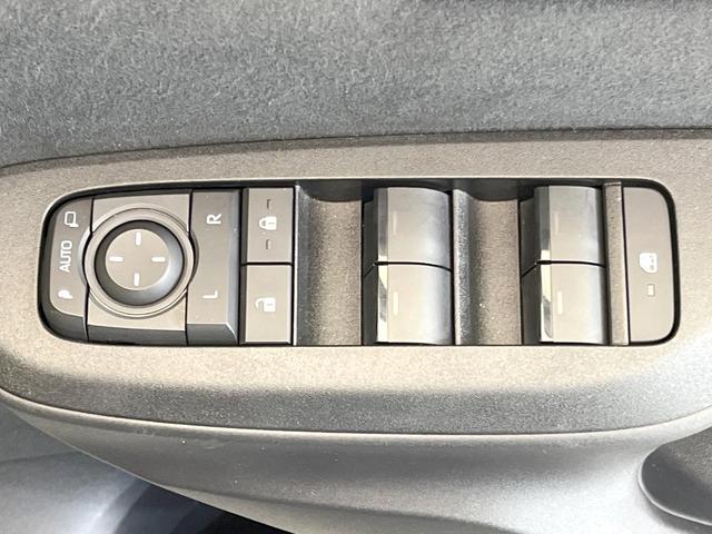 ヤリスクロス G 純正8インチディスプレイオーディオ バックカメラ 衝突被害軽減システム 禁煙車 ドラレコ コーナーセンサー スマートキー ビルトインETC 純正16インチアルミ オートハイビーム 車線逸脱警報(47枚目)