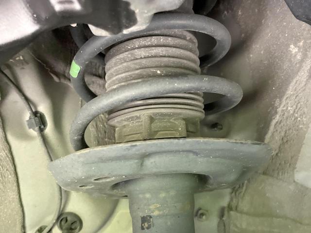 ヤリスクロス G 純正8型ナビ 全周囲カメラ 禁煙車 レーダークルーズ スマートキー オートハイビーム LEDヘッドライト ETC Bluetooth TV オートエアコン 純正16インチアルミ 革巻きステアリング(20枚目)