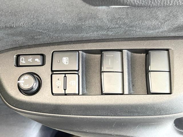 ヤリスクロス G 純正8型ナビ 全周囲カメラ 禁煙車 レーダークルーズ スマートキー オートハイビーム LEDヘッドライト ETC Bluetooth TV オートエアコン 純正16インチアルミ 革巻きステアリング(49枚目)