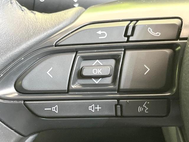 ヤリスクロス G 純正8型ナビ 全周囲カメラ 禁煙車 レーダークルーズ スマートキー オートハイビーム LEDヘッドライト ETC Bluetooth TV オートエアコン 純正16インチアルミ 革巻きステアリング(51枚目)