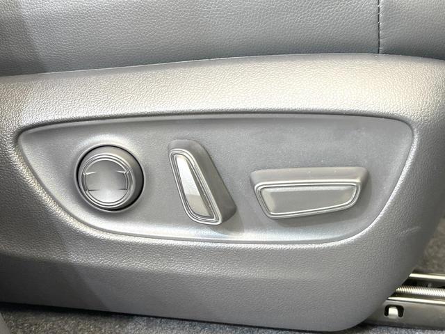 ランドクルーザー250 VX 4WD サンルーフ 禁煙車 12型純正ナビ 全周囲カメラ 衝突被害軽減システム レーダークルーズ 電動リアゲート レザーシート シートベンチレーション パワーシート ドラレコ コーナーセンサー(42枚目)