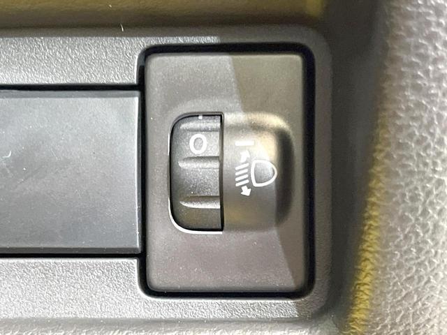 スペーシアカスタム ハイブリッドXS 届出済未使用車 両側電動ドア 衝突被害軽減システム レーダークルーズ ハーフレザーシート コーナーセンサー スマートキー LEDヘッド 純正15インチアルミ オートライト オートエアコン(50枚目)