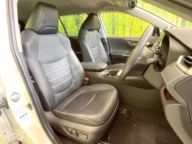 RAV4 G ルーフレール 4WD SDナビ バックカメラ 衝突被害軽減システム レーダークルーズ 禁煙車 パワーシート ドラレコ コーナーセンサー スマートキー LEDヘッド ルーフレール ビルトインETC(8枚目)