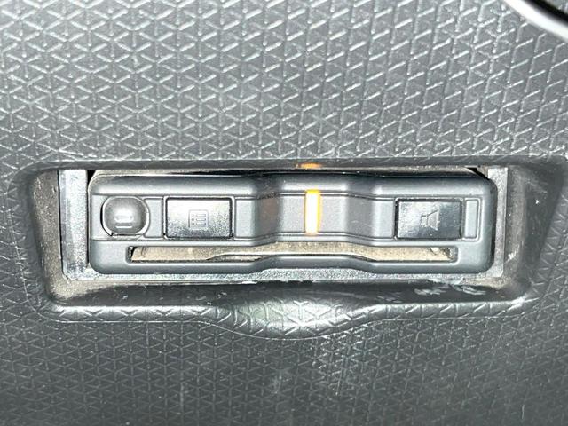 タント カスタムX SDナビ 両側電動スライドドア 禁煙車 バックカメラ スマートアシスト 前席シートヒーター ETC クリアランスソナー LEDヘッド オートエアコン アイドリングストップ 横滑り防止装置(7枚目)