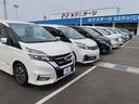 ズラッと並んだ展示車と大きな「N」の看板が目印です!