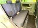 後部座席も気になるようなキズ・汚れやへたり等、大きなダメージはなく、良好な状態です。