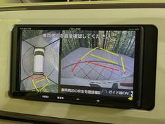 【パノラマモニター】専用のカメラにより、上から見下ろしたような視点で３６０度クルマの周囲を確認することができます☆死角部分も確認しやすく、狭い場所での切り返しや駐車もスムーズに行えます。 3