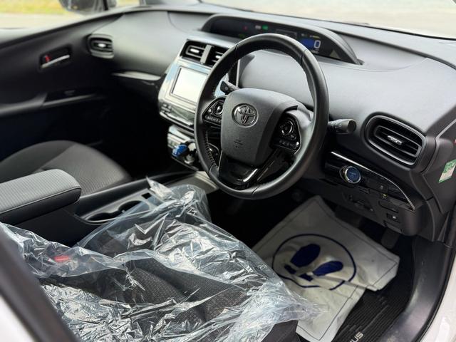 プリウス SセーフティプラスII 360度モニター パールホワイト ドラレコ ツーリングホイール(6枚目)