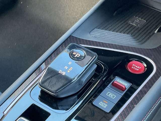 オーラ 1.2 NISMO 雹害車(16枚目)