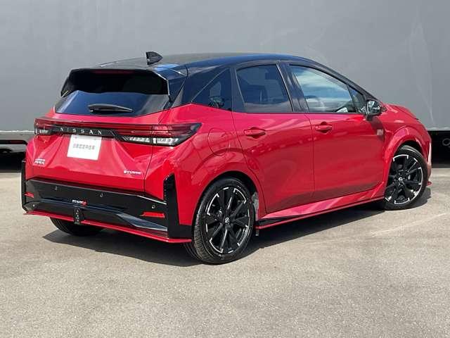 オーラ 1.2 NISMO 雹害車(2枚目)