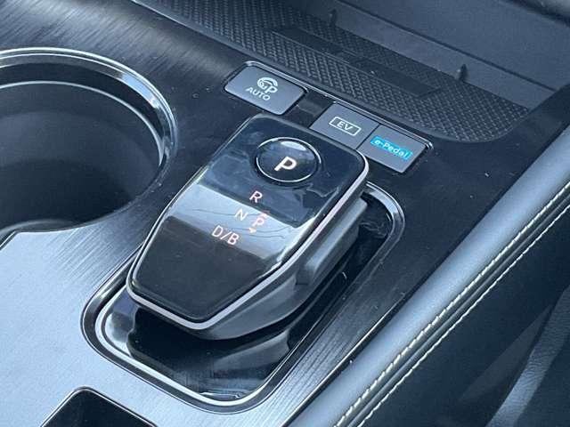 エクストレイル Ｇ　ｅ－４ＯＲＣＥ　１．５　Ｇ　ｅ－４ＯＲＣＥ　４ＷＤ　雹害車（16枚目）