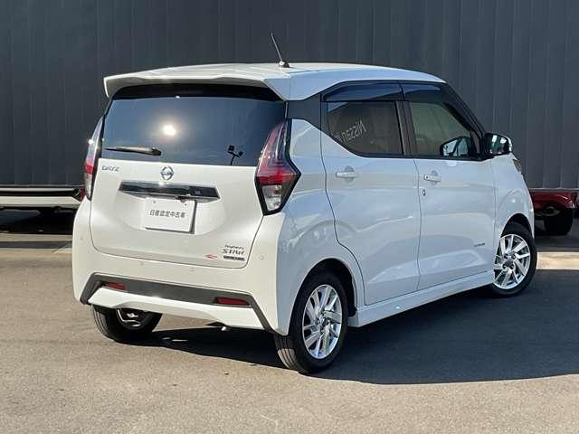 デイズ ハイウェイスター　Ｘ　６６０　ハイウェイスターＸ　被害軽減ブレーキ　アイドリングストップ（2枚目）