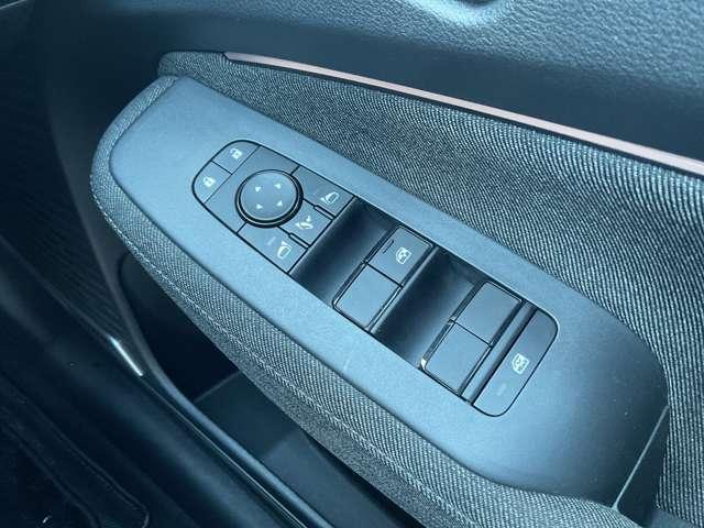 オーラ G NissanConnectナビ プロパイロット LEDヘッドライト アラウンドビューモニター インテリジェントキー ETC2.0 車線逸脱警報 踏み間違い防止 スマートルームミラー 被害軽減ブレーキ(16枚目)