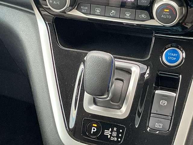 セレナ 1.2 e-POWER ハイウェイスター V 被害軽減ブレーキ 寒冷地仕様(10枚目)