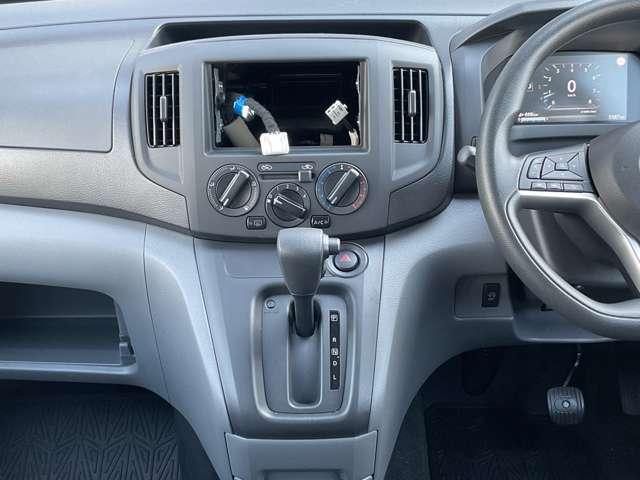 ＮＶ２００バネットバン １．６　ＶＸ　雹害車（12枚目）