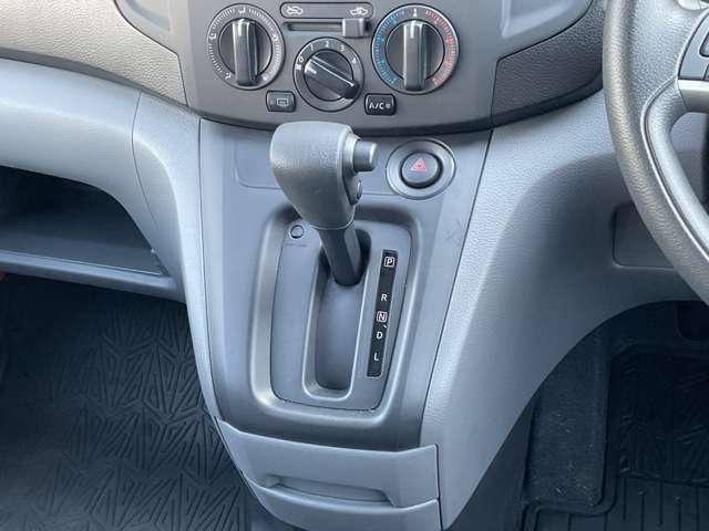 ＮＶ２００バネットバン １．６　ＶＸ　雹害車（15枚目）