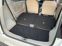 ラゲージスペースは後席を倒すとより広く使えます。長い物や荷物をたくさん載せる時に役立ちます。