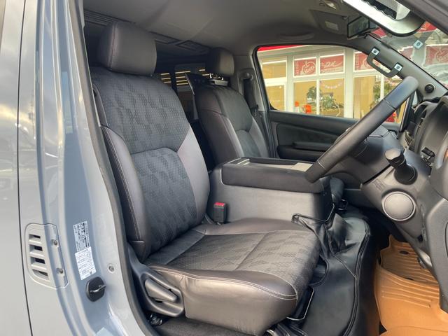 キャラバン ロングプレミアムGX デジタルインナーミラー 全方位運転支援 ALPINE11インチナビ ALPINE10.1リアモニター リアベッドキット LEDライト KYBショック(EXTAGE) 前後ドラレコ 保証書・取説・Sキー(22枚目)