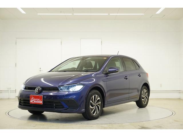 ポロ ＴＳＩアクティブ　テクノロジーＰＫＧ　ＤＩＳＣＯＶＥＲＰＲＯ　ＰＫＧ　バーチャルコックピット　純正ナビ　ＰＤＣ　ＲＣＣ　ＢＳＭ　パークアシスト　ＡＰＰコネクト　純正１５インチナビ　ＬＥＤヘッドライト　保証書・取説（2枚目）