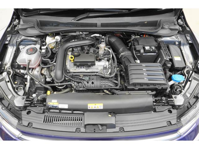 ポロ ＴＳＩアクティブ　テクノロジーＰＫＧ　ＤＩＳＣＯＶＥＲＰＲＯ　ＰＫＧ　バーチャルコックピット　純正ナビ　ＰＤＣ　ＲＣＣ　ＢＳＭ　パークアシスト　ＡＰＰコネクト　純正１５インチナビ　ＬＥＤヘッドライト　保証書・取説（27枚目）