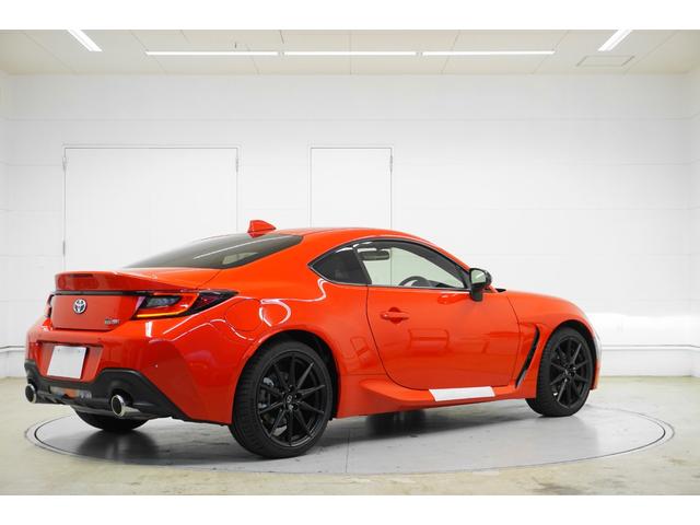 GR86 RZ アイサイト レーダークルーズコントロール パドルシフト TRACKモード ハーフレザーシート シートヒーター USB電源 クリアランスソナー スマートキー プッシュスタート 取説・保証書・スペアキー(6枚目)