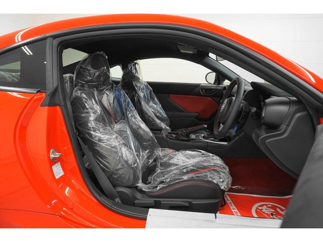 GR86 RZ アイサイト レーダークルーズコントロール パドルシフト TRACKモード ハーフレザーシート シートヒーター USB電源 クリアランスソナー スマートキー プッシュスタート 取説・保証書・スペアキー(19枚目)