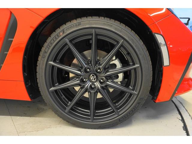 GR86 RZ アイサイト レーダークルーズコントロール パドルシフト TRACKモード ハーフレザーシート シートヒーター USB電源 クリアランスソナー スマートキー プッシュスタート 取説・保証書・スペアキー(22枚目)