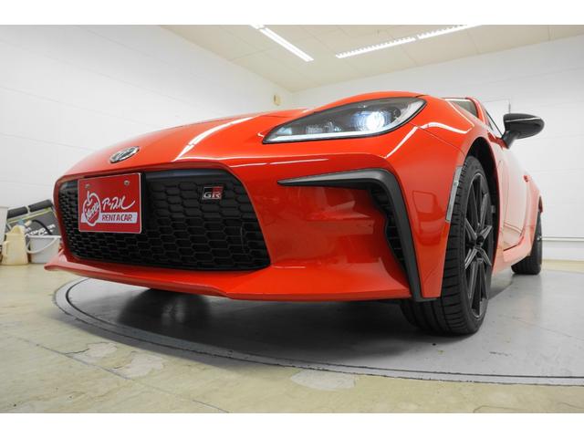 GR86 RZ アイサイト レーダークルーズコントロール パドルシフト TRACKモード ハーフレザーシート シートヒーター USB電源 クリアランスソナー スマートキー プッシュスタート 取説・保証書・スペアキー(26枚目)