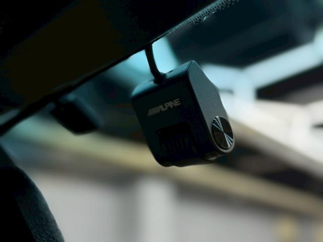 Eクラス ロリンザーワイドバージョン/レストア車/Eクラスクーペ/HRE544Cホイール/エアサスPloom+Airliftperformanceトランク部分設置ワンオフ/全塗装済/直近エンジン修繕明細あり(20枚目)