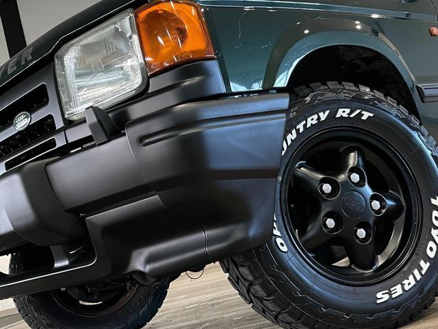 Ｖ８ｉ　ＬＳ　ビルシュタインショック　ＴＯＹＯ　ＲＴホワイトレタータイヤ　ＤＶＤ１ＤＩＮオーディオプレイヤー　フリップダウンモニター　オレンジコーナーレンズ　ディーラ車両　マットブラック塗装　４ＷＤ　背面カバー(37枚目)