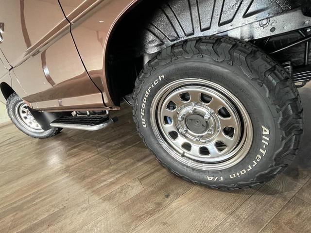 デリカスターワゴン シャモニー　ブラウン全塗装　メッキルーフ・キャリア付き　４ＷＤ　デイトナホイール　ＥＴＣ　バンパーガード　ＢＦＧｏｏｄｒｉｃｈ　オレンジコーナーレンズ　社外オーディオ　フルフラット（66枚目）