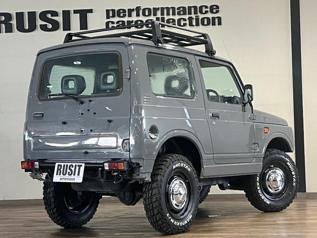 ジムニー ワイルドウインド　グレーカラー全塗装済み　ルーフキャリア付き　４ＷＤ　ＳＵＺＵＫＩエンブレム　４人乗り　ＷＡＮＰＡＫＵ　Ｍ／Ｔ新品タイヤ　社外ホイール　５ＭＴ車両（9枚目）