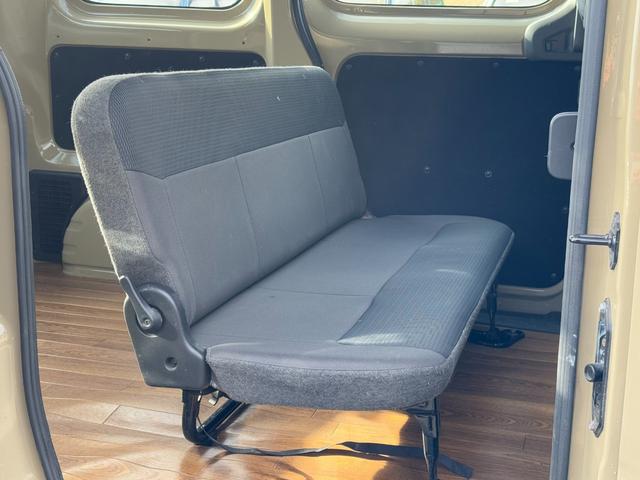 ＮＶ２００バネットバン ＤＸ　サンドベージュ全塗装済み　ルーフラック付き　ＭＡＸＸＩＳ新品タイヤ　鉄チンホイール　木目調シート　シートカバー　ＥＴＣ（31枚目）
