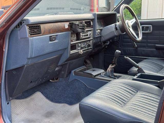 NISSAN CEDRIC VAN DX | 1989 | BROWN | 175050 km | details NISSAN CEDRIC VAN DX | 1989 | BROWN | 175050 km | details