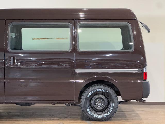 ボンゴバン ＤＸ　■チョコレートブラウンカラー全塗装済み　丸目ヘッドライトカスタム　４ＷＤ車輌　木目調フロアマット　ＭＡＸＸＩＳ新品タイヤ　エンブレム　ＥＴＣ　バックカメラ（40枚目）