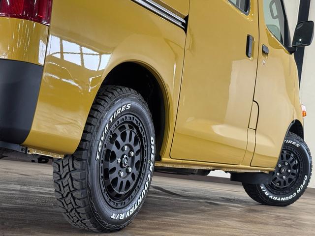 タウンエースバン GL ■マスタードカラー全塗装済み 丸目ヘッドライトカスタム ルーフキャリア付き セカンドシート シートカバー TOYOTAエンブレム OPEN COUNTRY新品タイヤ 木目調シート(29枚目)
