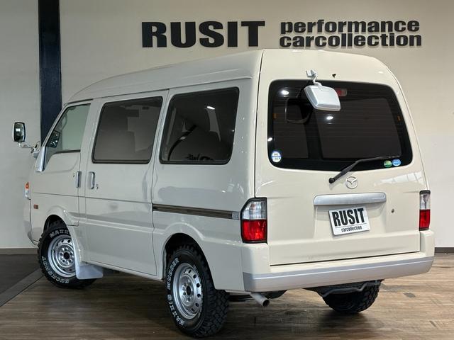 ボンゴバン ＤＸ　クリームカラー全塗装済み　４ＷＤ車輛　２列目シート　シートベルト取付可能　丸目ヘッドライトカスタム　ＭＡＸＸＩＳ新品ブロックタイヤ　木目調フロアマット　オレンジコーナーレンズ　ハイルーフ車輛（12枚目）